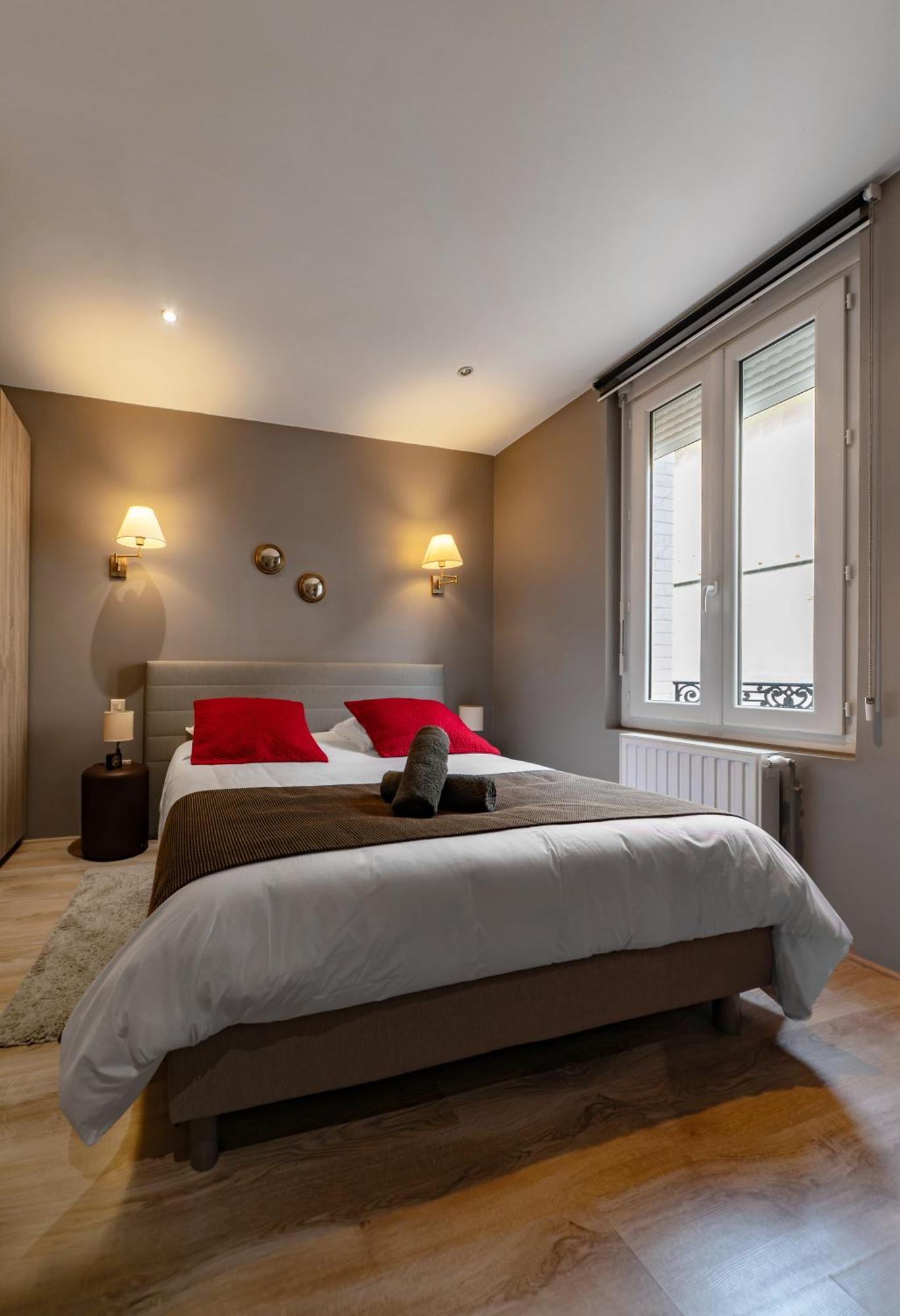 Le Vizier - Appartement Design Avec Parking En Centre Ville Vichy Dış mekan fotoğraf