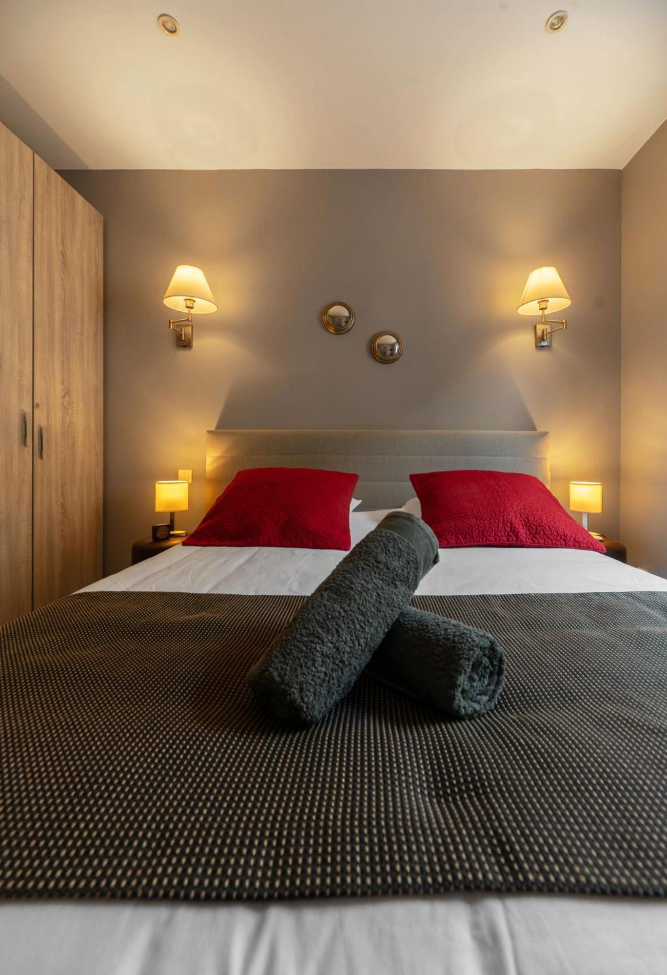Le Vizier - Appartement Design Avec Parking En Centre Ville Vichy Dış mekan fotoğraf